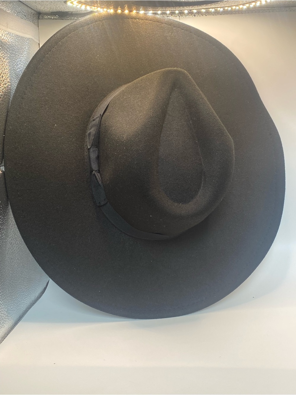 Classic Black Wide-Brim Men's Fedora Hat
